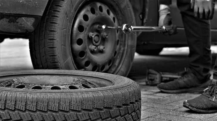 How do I know when my car needs new tires?