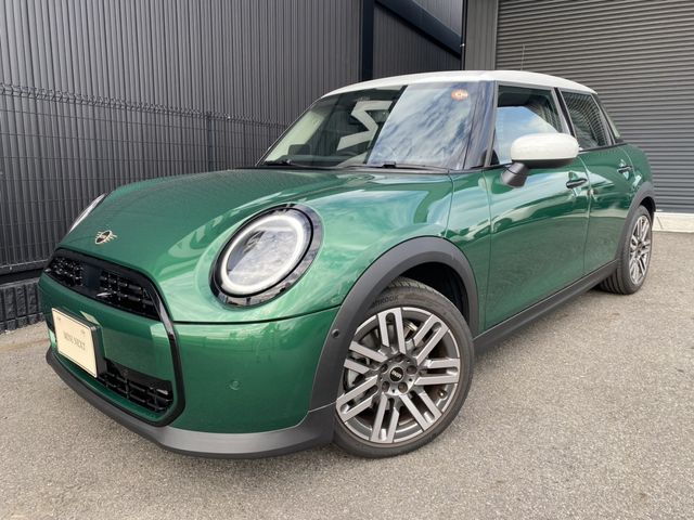 Photo of code 202527350312